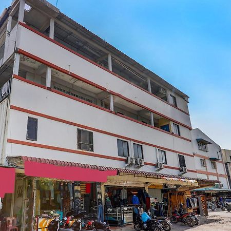 Oyo 92322 Hasan House Syariahnearpelabuhan Feri Harbor Bay ناغويا المظهر الخارجي الصورة
